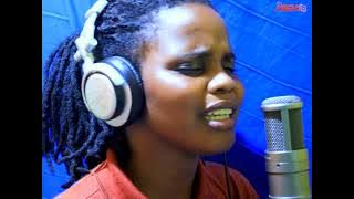 NAFSI YANGU YAKUTAMANI -SWAHILI WORSHIP SONG  ( COVER BY IMMACULEE )