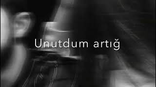 Sennen özümü birdefelik soyutdum artığ heç adında düşmür yadıma unutdum artıq💔🎶 Resimi