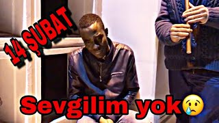 Sevgi̇li̇ler Gününde Hedi̇ye Alamayan Ci̇mri̇ Adam 14 Şubat Protesto