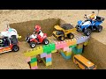 Сборник забавных видео с игрушечными пожарная машина скорая помощь полицейские машинки самосвал
