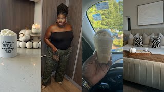 VLOG — IT’S OFFICIALLY FALL 🍂 !! TRYING STARBUCKS FALL DRINKS + TARGET FINDS + NEW BEDDING & MORE