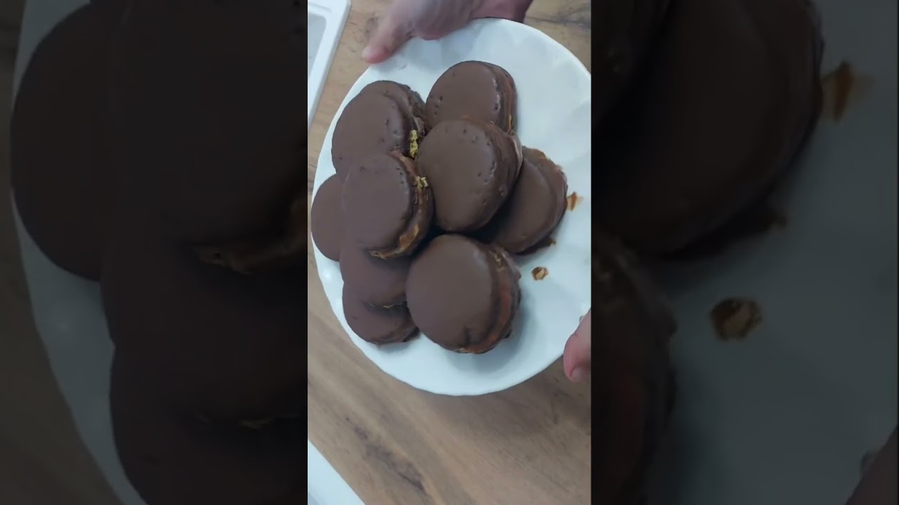 Даниелла жалаңаш Порно жетілген әйел жалауға мәжбүр болды