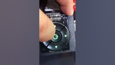 Dual color LED navigation pushbutton switch