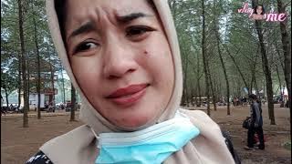 DI PANTAI GEMAH