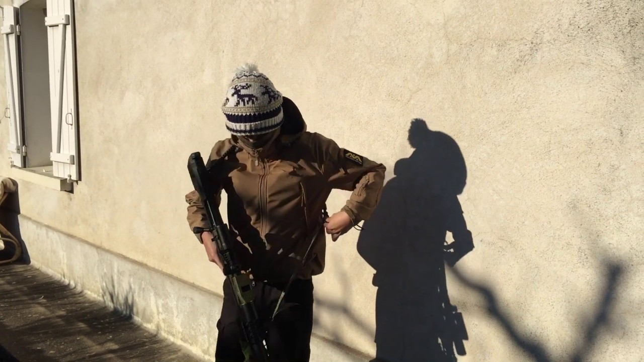 demo SBSling - custom paracord sling with fast adjusting feature