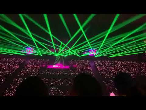 Blackpink - Tokyo Dome Pink Ocean