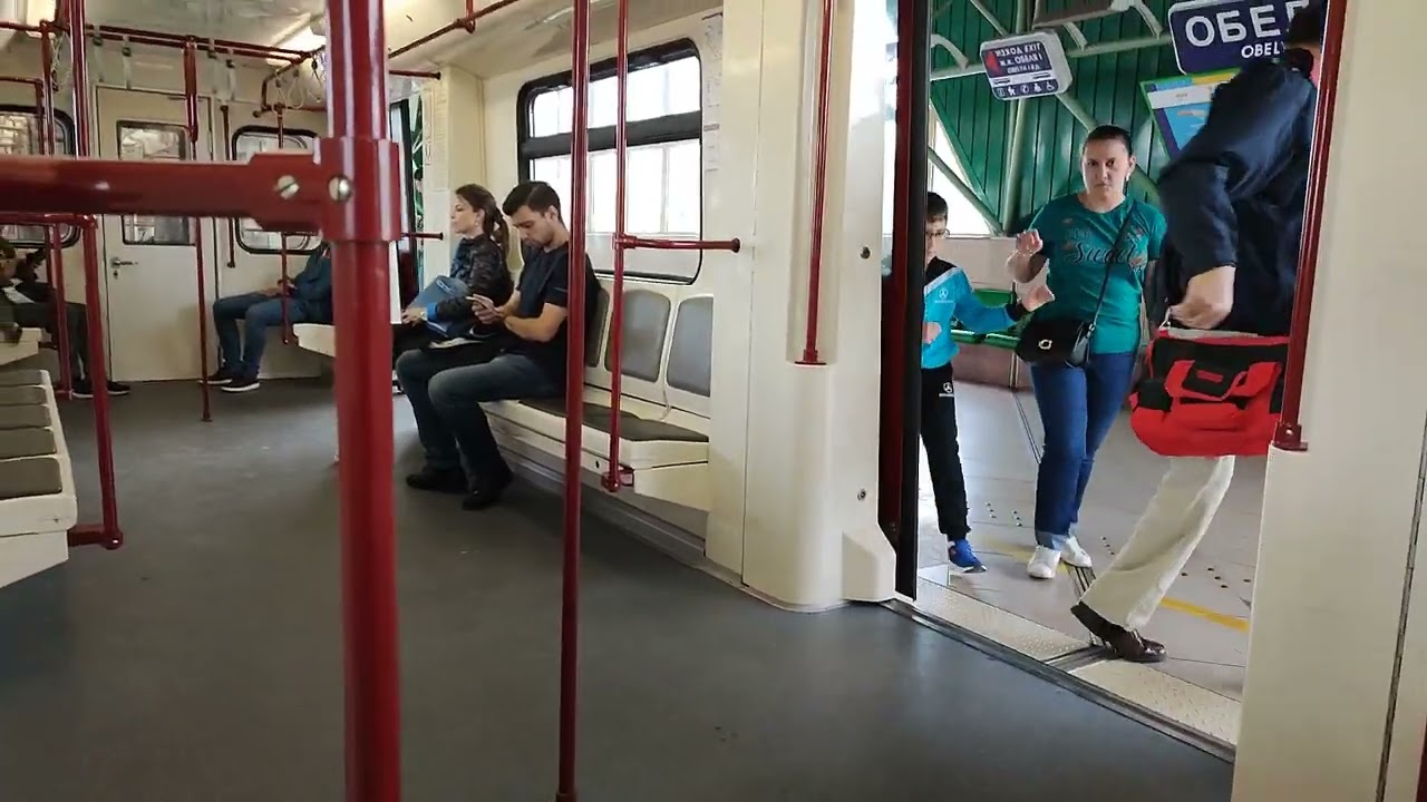 Metro Sofia linka M2/M4/Subway metro Sofia line M2/M4/Метро София линия M2/M4.