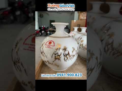 Xưởng Gốm Việt - Quà tặng bình hoa in logo ngựa vàng độc đáo
