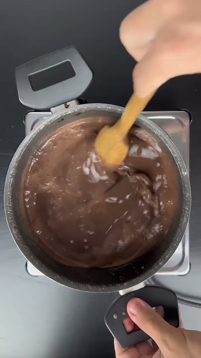 YOU DON'T NEED CONDENSED MILK TO MAKE BRIGADEIRO!!! 😨 #easyrecipe #recipes #dessert