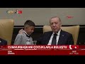 23 Nisan buluşmasında bir çocuk, Erdoğan'ı görünce ağlamaya başladı.