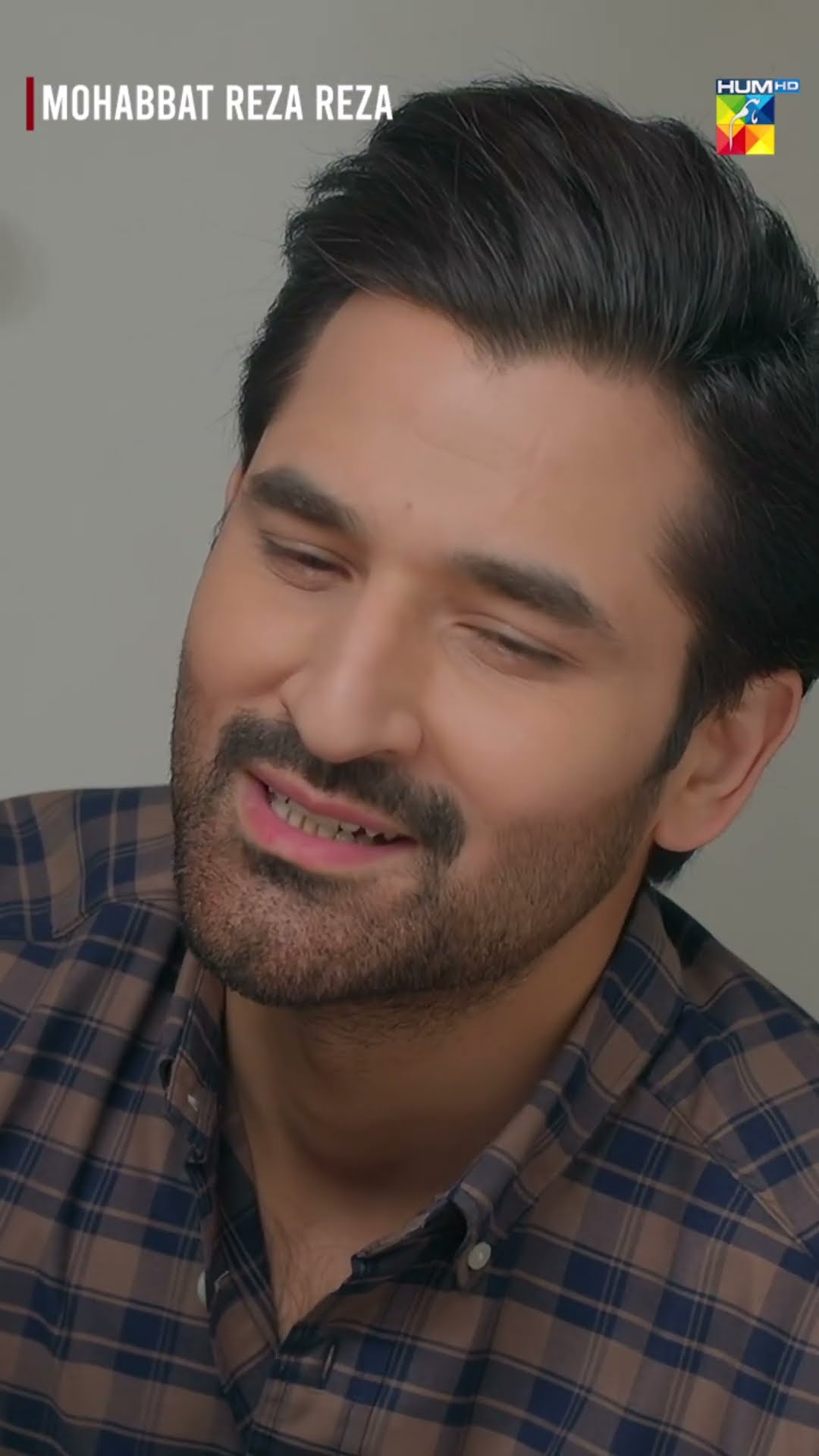 Mohabbat Bojh Nahi Hoti Eisa..!! #shorts #shortsfeed #pakistanidrama  #mohabbatrezareza #humtv