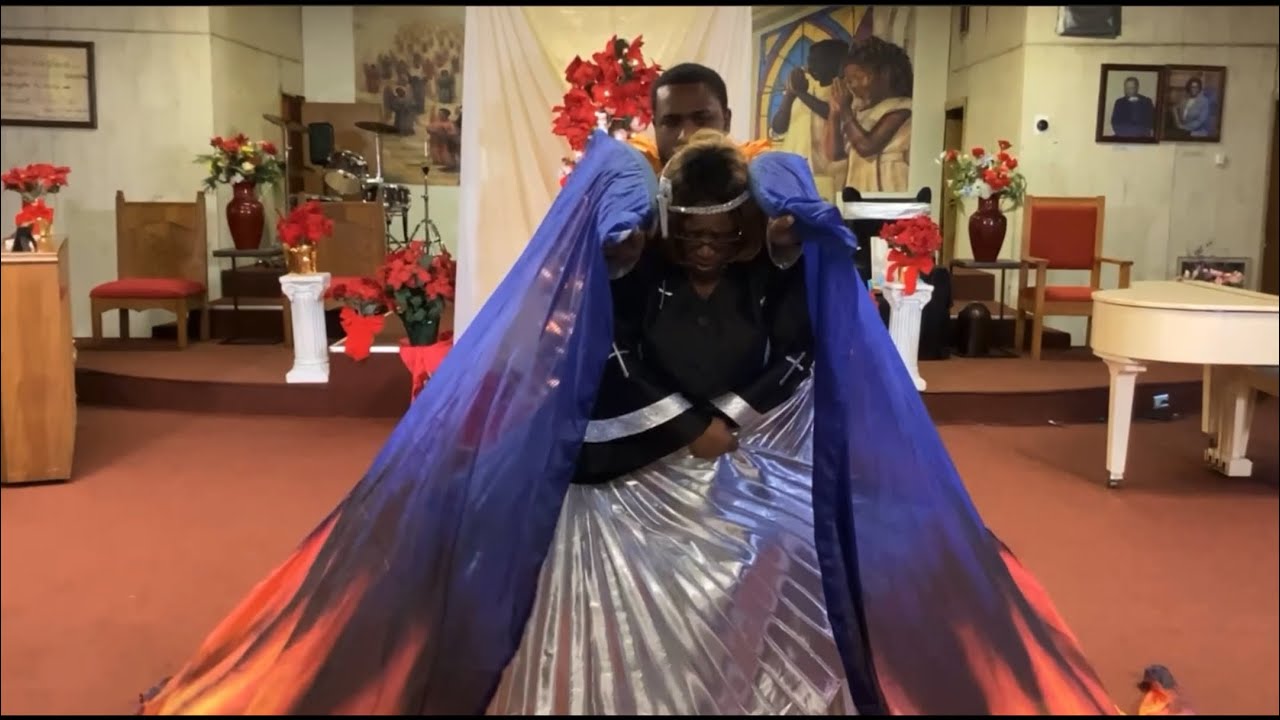 “Goodness of God” - CeCe Winans (Praise Dance by Isaiah Madison & Evg ...