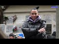 Возложение цветов к могиле Льва Яшина