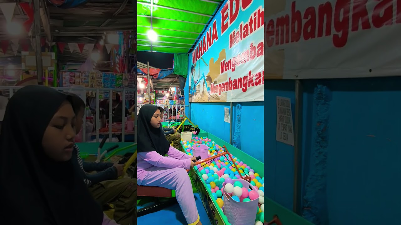 mainan serok bola warna warni