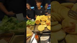 Live broadcast of street food specialties and fruit delicacies 2026/08/20 20:09:57.