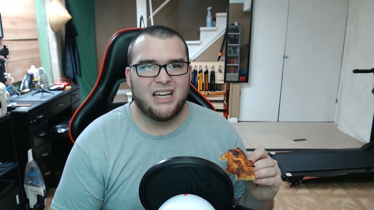 Barstool Sports Frozen Pizza Review Win Big Sports