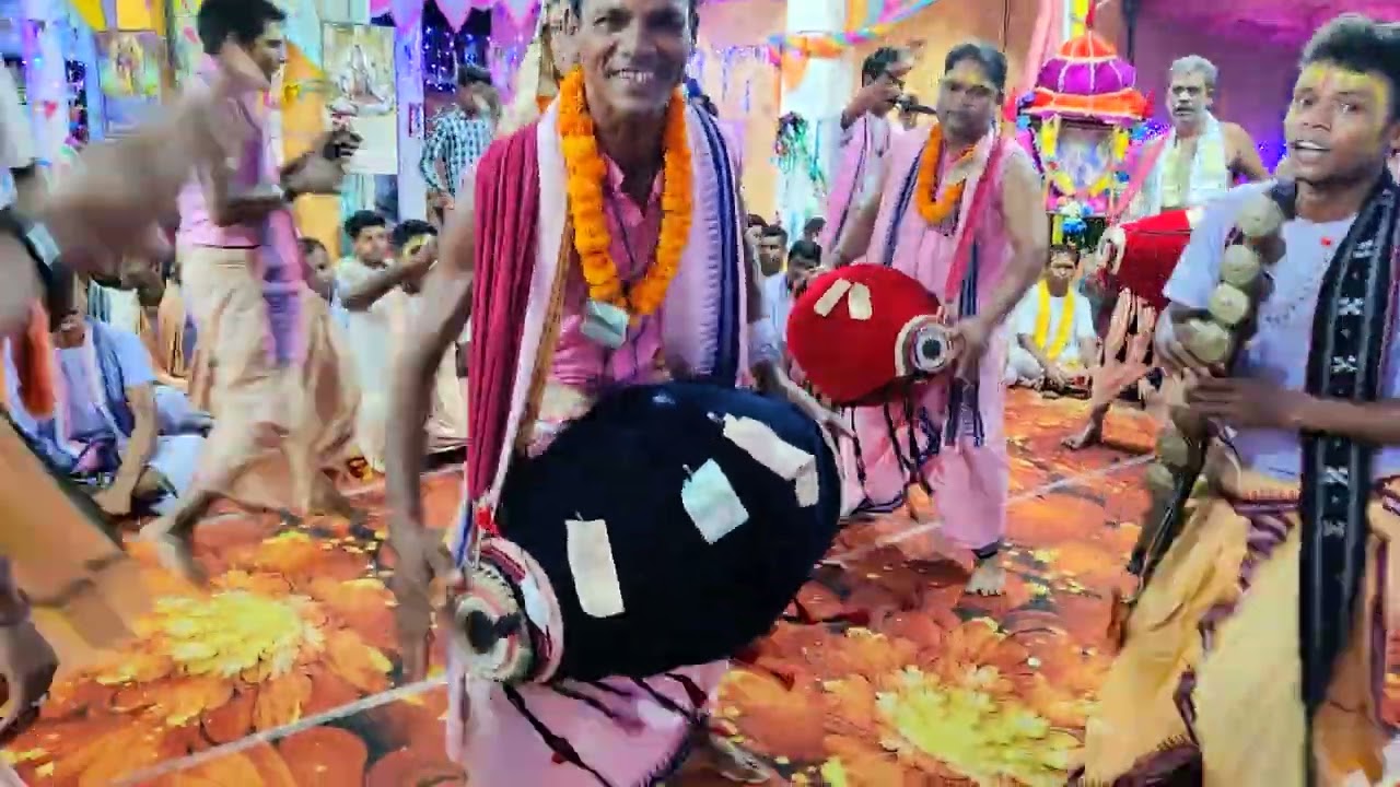 ଶ୍ୟାମ ଟ୍ରିଭଙ୍ଗି ଠାଣିକି ଲୋ Shyam Tribhangi Thaniki Lo Sajani || Kulunda Kirtan Mandali at Patrapali