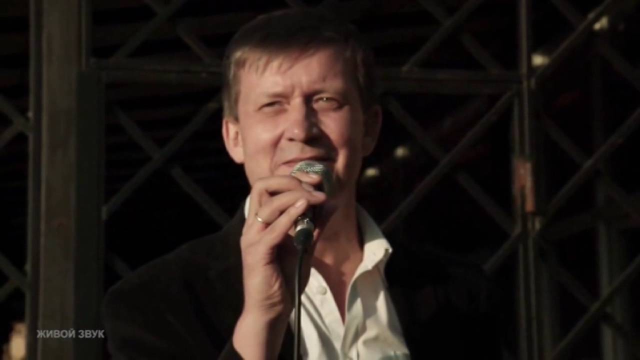 песня бегут года сумишевский. 2022 ). сумишевский туман. песня бегут года сумишевский. бегут года и грусть слушать.