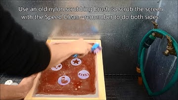 Using Speedball Speed Clean to remove Screen Filler