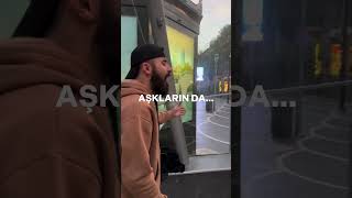 ELNUR - Direniyorum Acılarına Yine Dünya | Sokak Lyrics Resimi