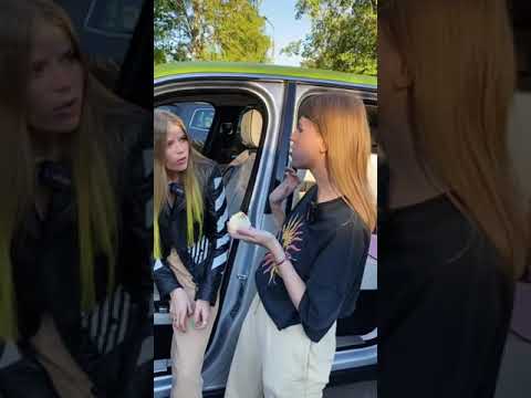 Сломался Rolls-Royce! Ютуб канал Victoria Portfolio #shorts #VictoriaPortfolio