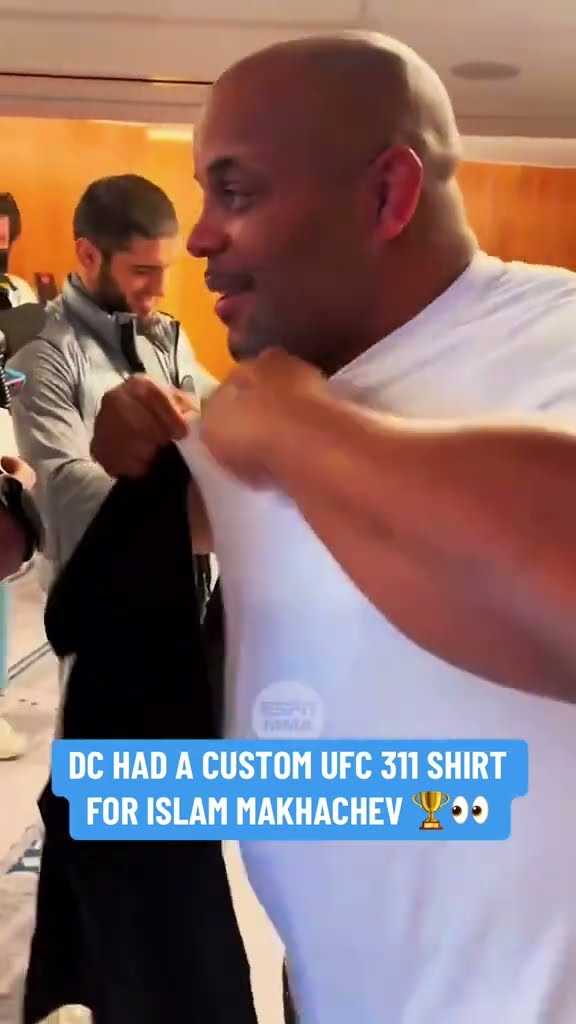 DC had a custom #UFC311 shirt for Islam ?
