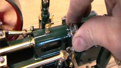 Stuart Turner No.8 Steam Engine (vid 2)