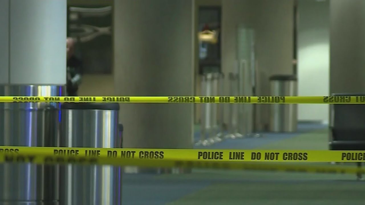 Man taken to hospital after shooting at PDX - YouTube