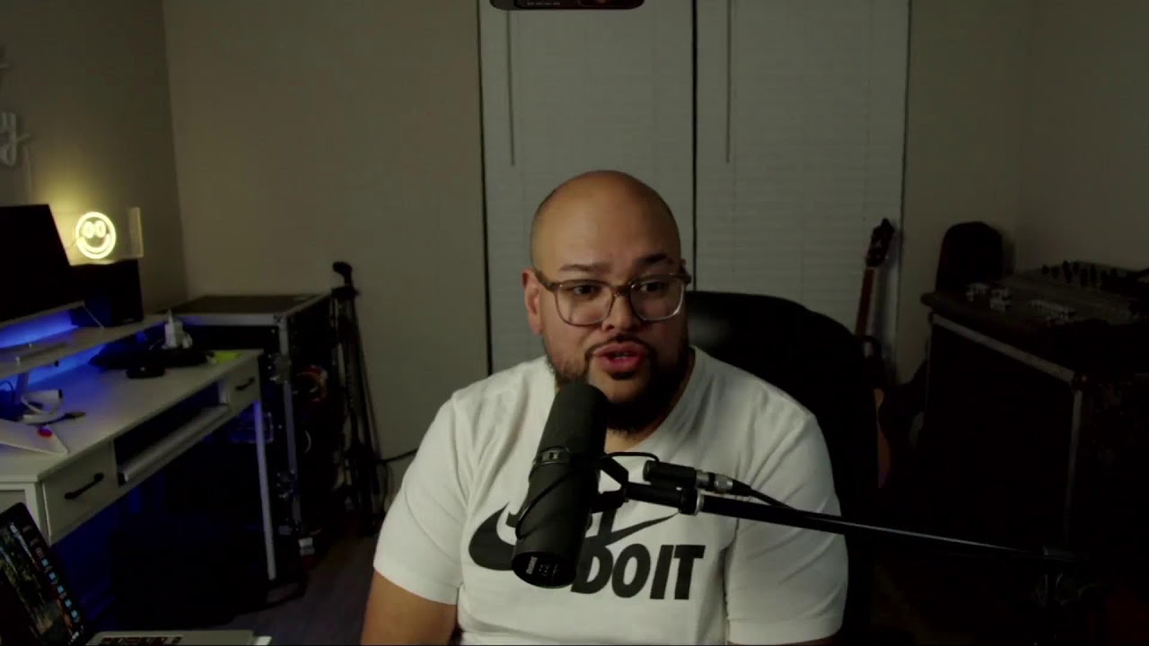 Mezclando Banda Latina en WING48 Compact en Vivo