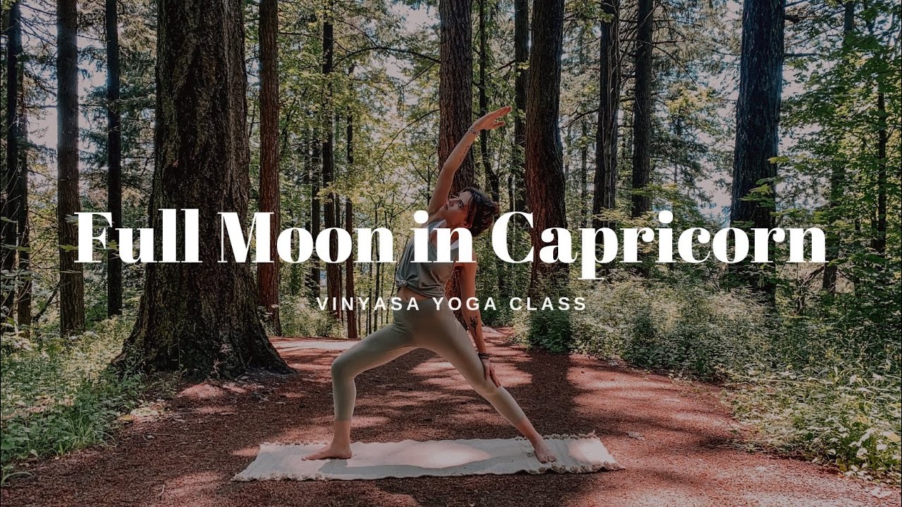 Full Moon in Capricorn Yoga | 30 minute yoga for grounding 🌱 🌙 - YouTube