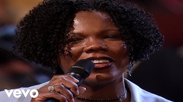 His Eye Is on the Sparrow [Live]