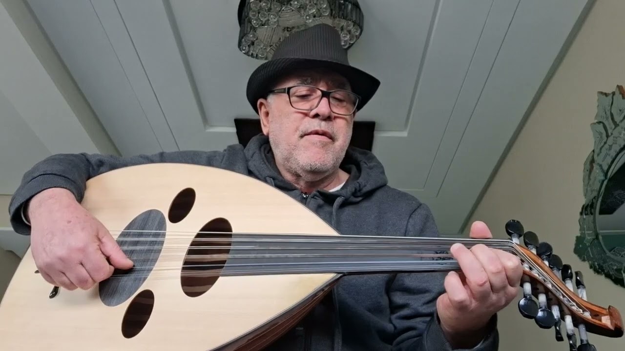 القمر الاحمر  ج 3.. ع الهادي بلخياط شعر ع الرفيع الجوهري لحن ع السلام عامر اداء رشيد و محسن بالكورة.