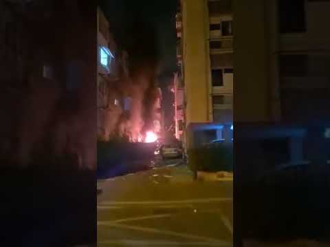 احد الصواريخ والتي سقطت في بيتح تكفا ضواحي تل ابيب خلال معركة سيف القدس