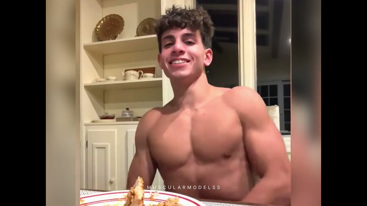 Muscular physique bodybuilder muscle  flexing review