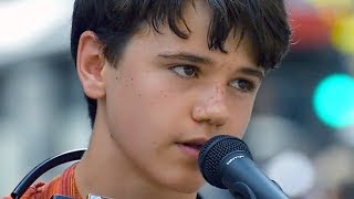 Sam Wilkinson - Like A Rolling Stone - busking @ Petticoat Lane Market