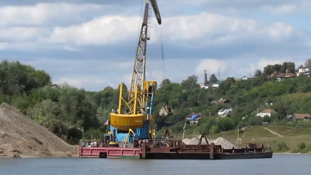 Разгрузка щебня в Алексине. - YouTube