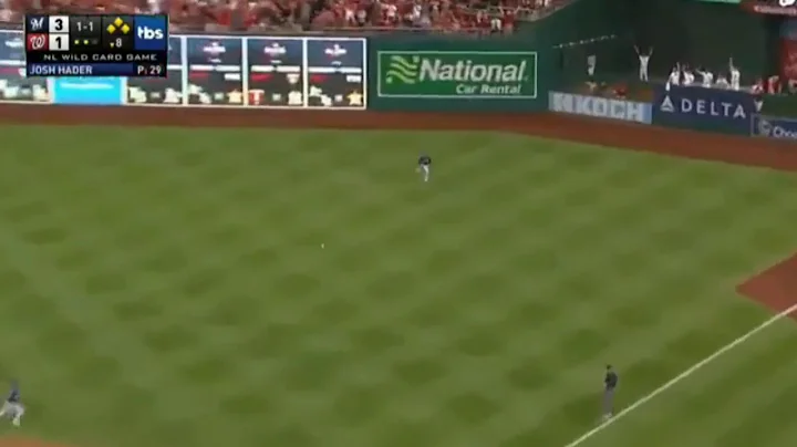 Juan Soto go-ahead hit/error in Wild Card game vs ...