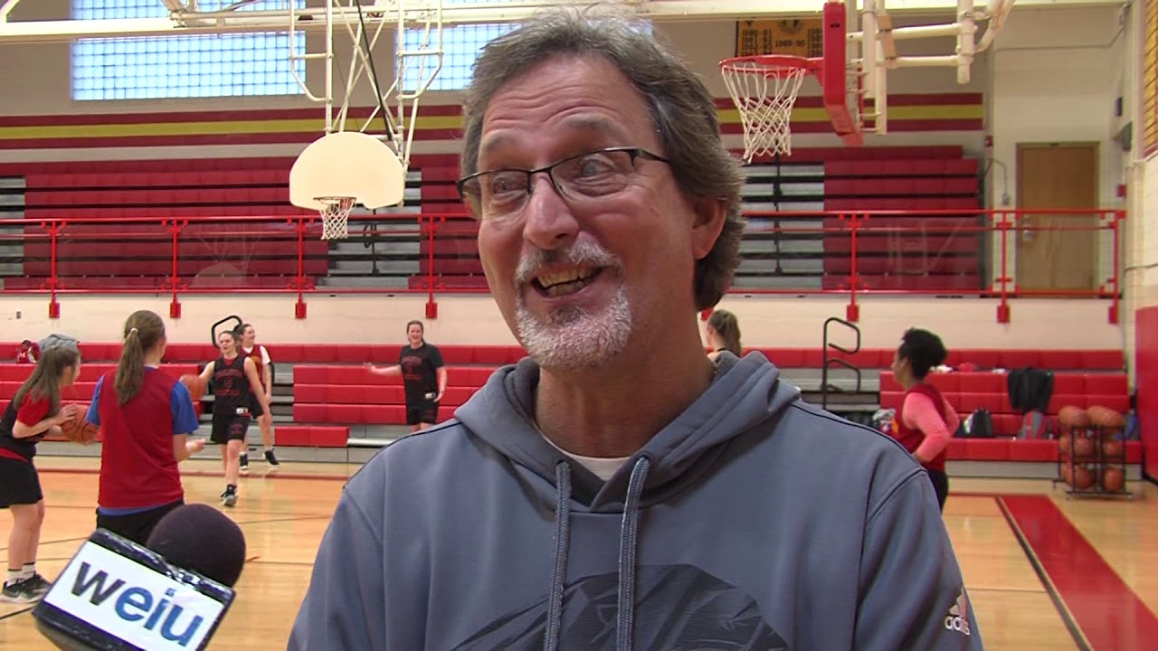 charleston-high-school-girls-basketball-team-gears-up-for-title-run