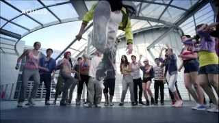 Sharp Aquos 80 TV Ad - Club