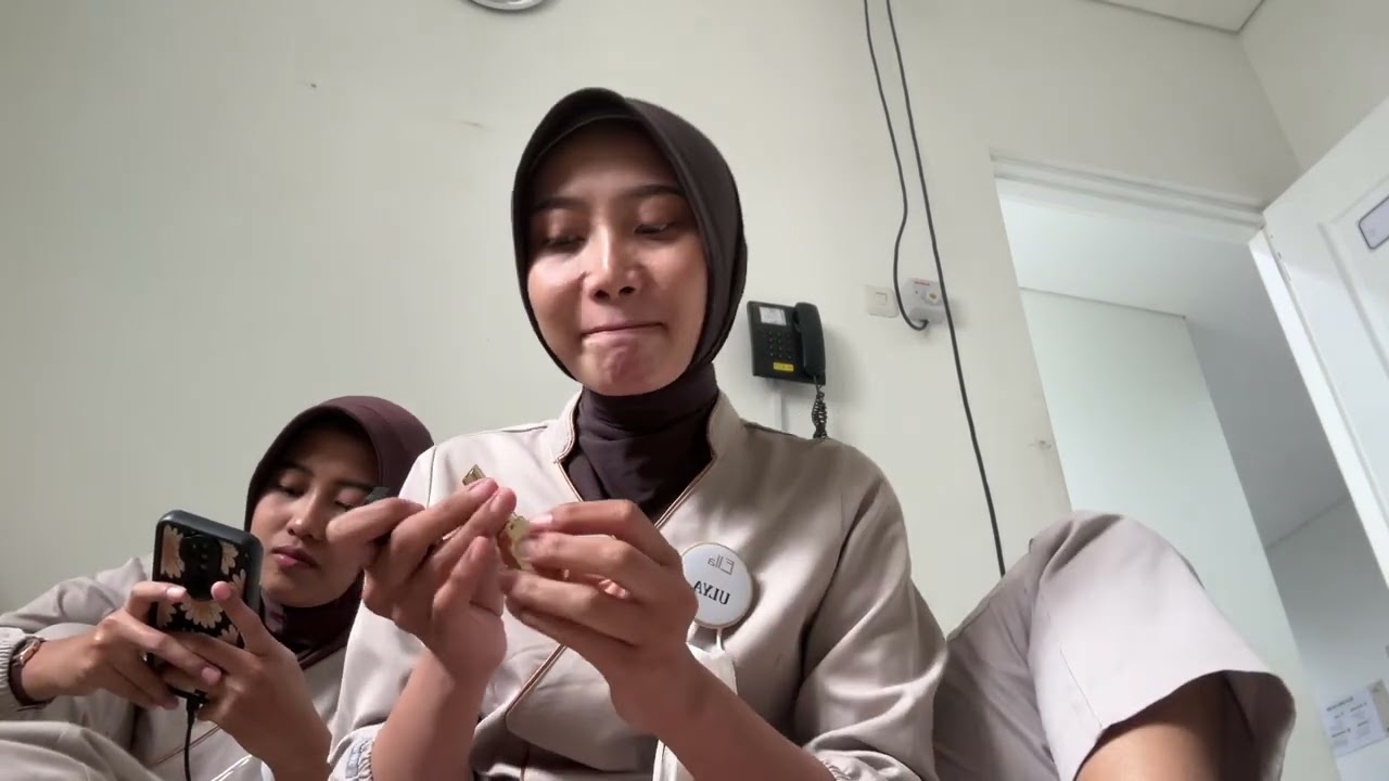 Kerja Apa Hari Ini?🤫