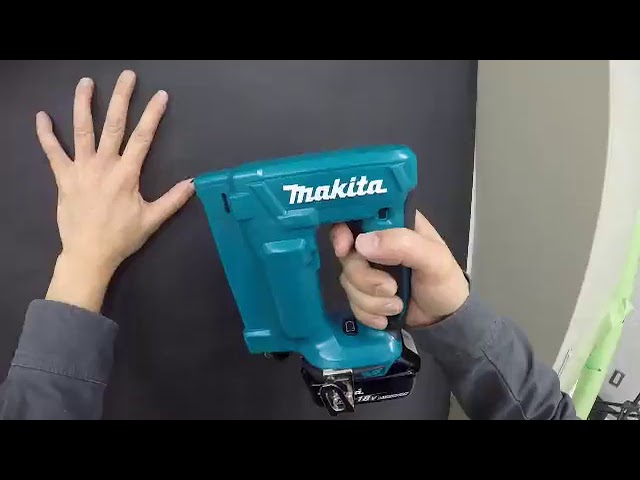 MAKITA Agrafeuse électrique sur batterie 18V 5.0Ah - DST221RTJ