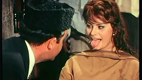 GOODNESS GRACIOUS ME ... SINGERS, PETER SELLERS & SOPHIA LOREN (1960)