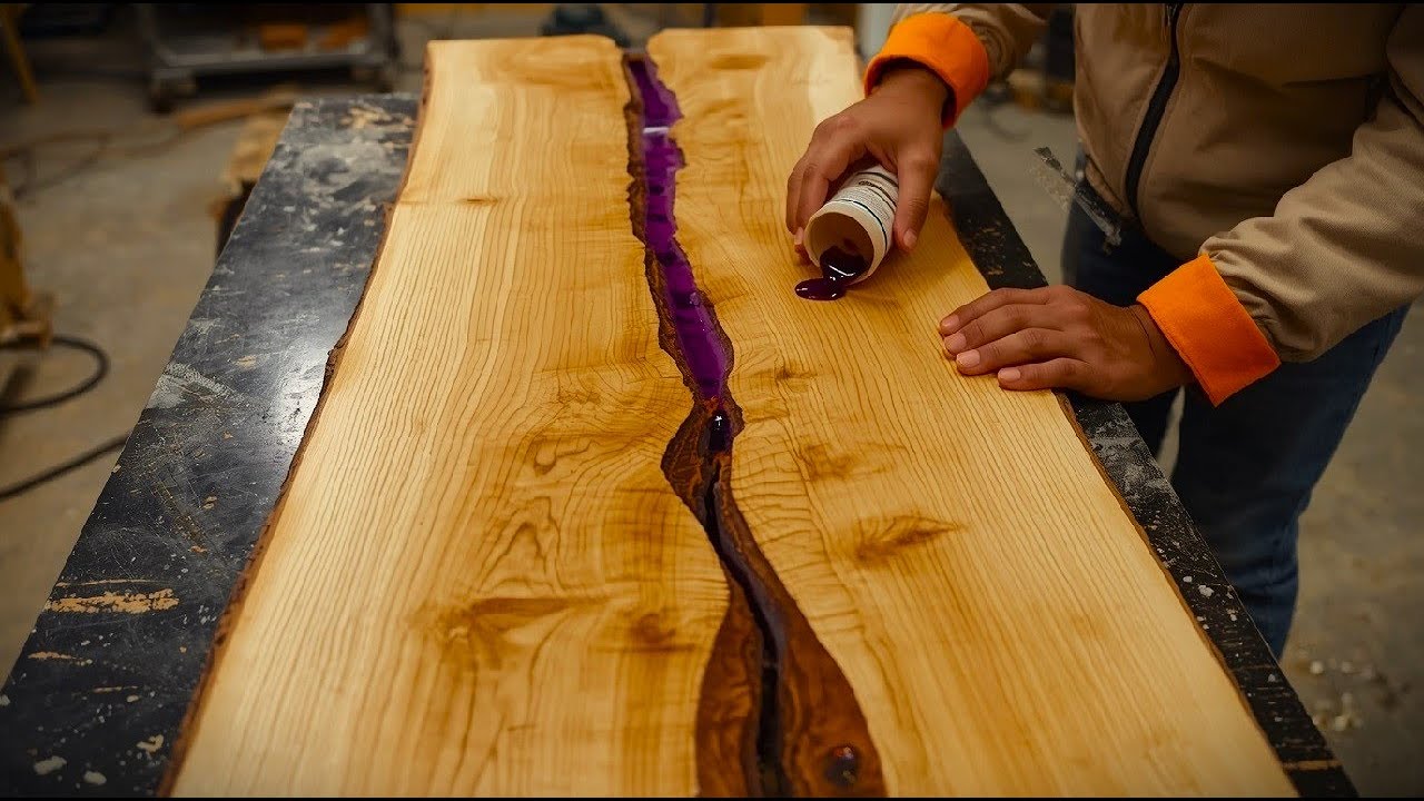 Repairing Cracks In Wood – An Interesting Touch For Wooden Furniture.