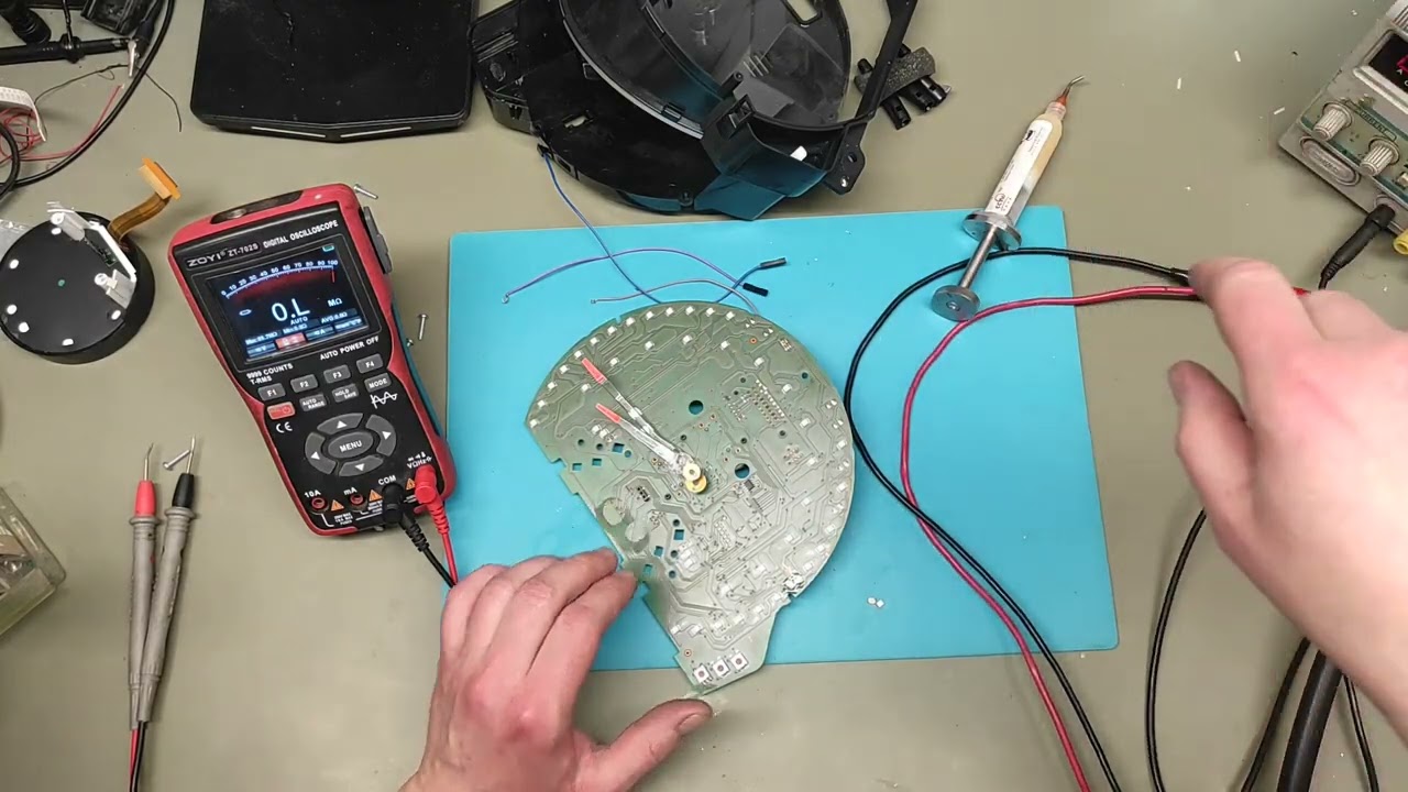 Fiat 500 żarzące się kontrolki - naprawa licznika.