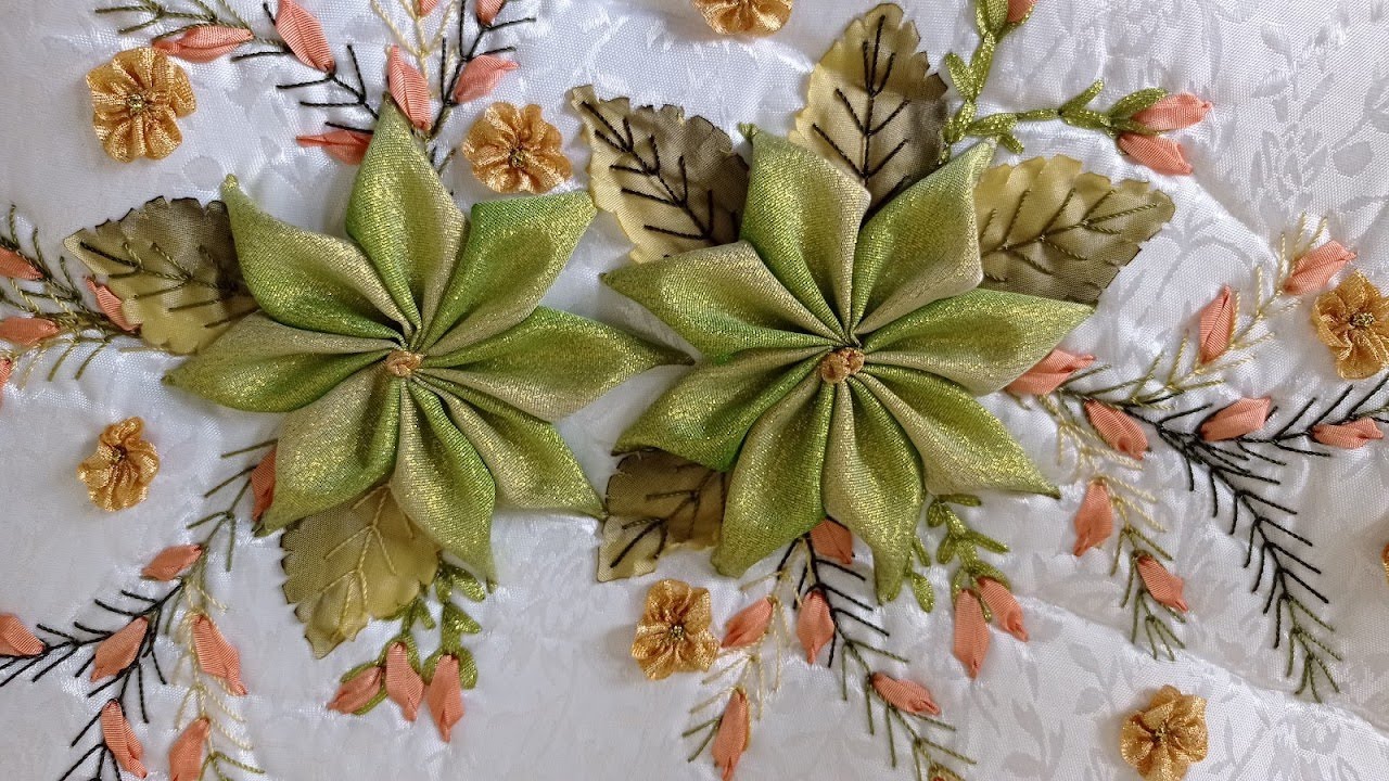 # 105 FLOR DE LISTÓN EN JUEGO DE BAÑO (EMBROIDERY)