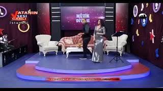 Ahmet Özyavuz Ülkü Eyüpogulları Çiçekler Açsın