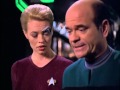 Seven of Nine cantando you are my sunshine - Star Trek Voyager