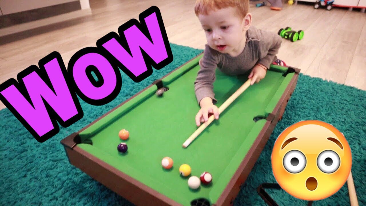 2 YEARS OLD BABY PLAYING POOL | MINIPOOL FOR KIDS KINDERGARTEN | BILIARD  FOR CHILDREN TODDLERS - YouTube