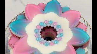 making a gender reveal jelly cake 🩷🩵🩷🩵🩷🩵