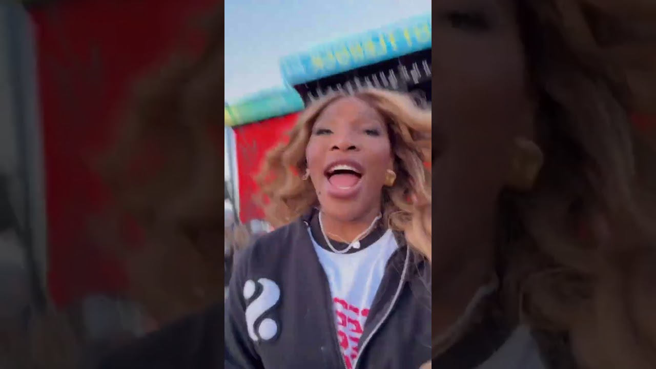 Serena Williams losing it at Green Day’s set at BottleRock Napa Valley.